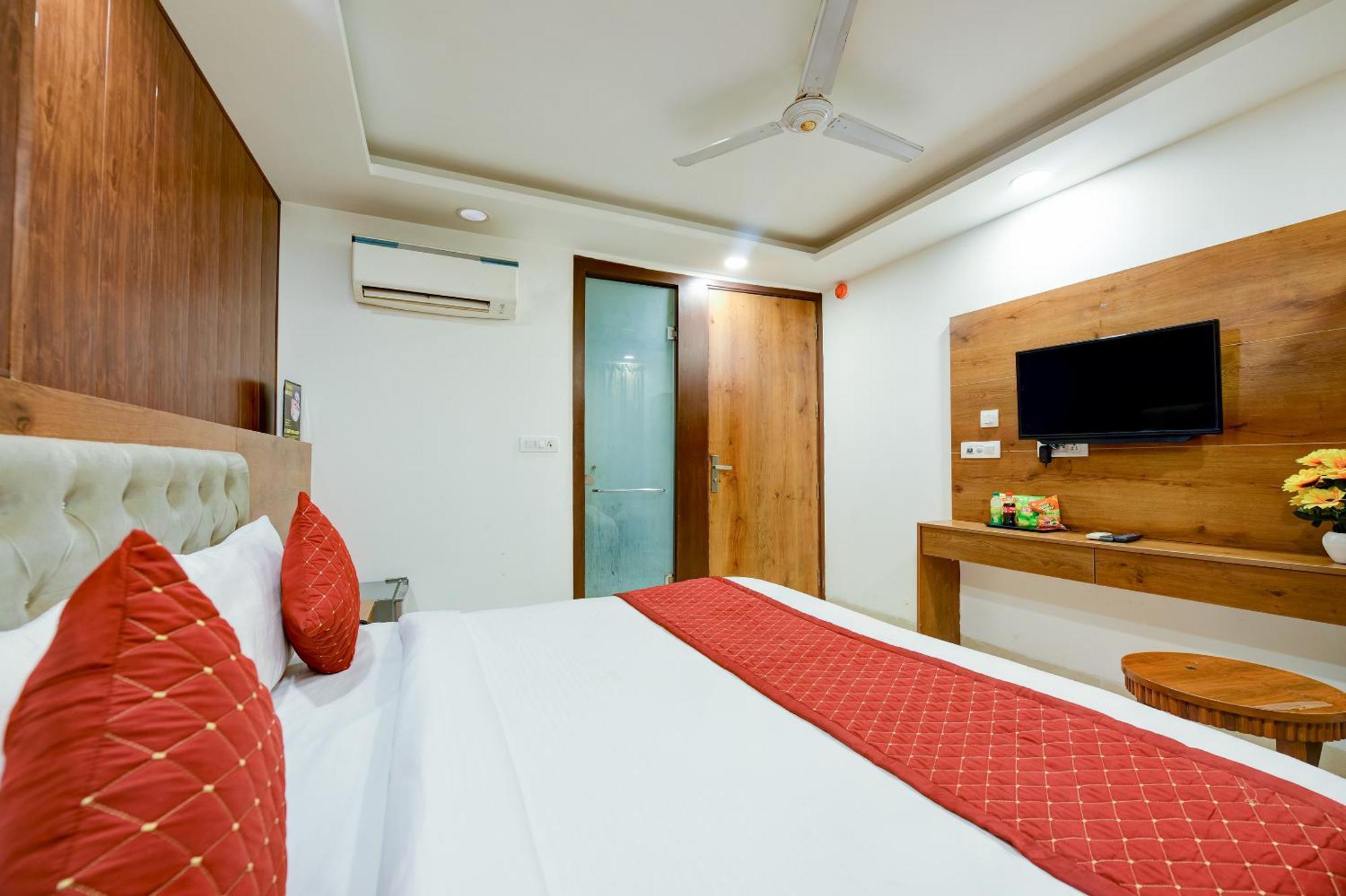 Hotel Grand Qubic Near Delhi Airport New Delhi Ngoại thất bức ảnh