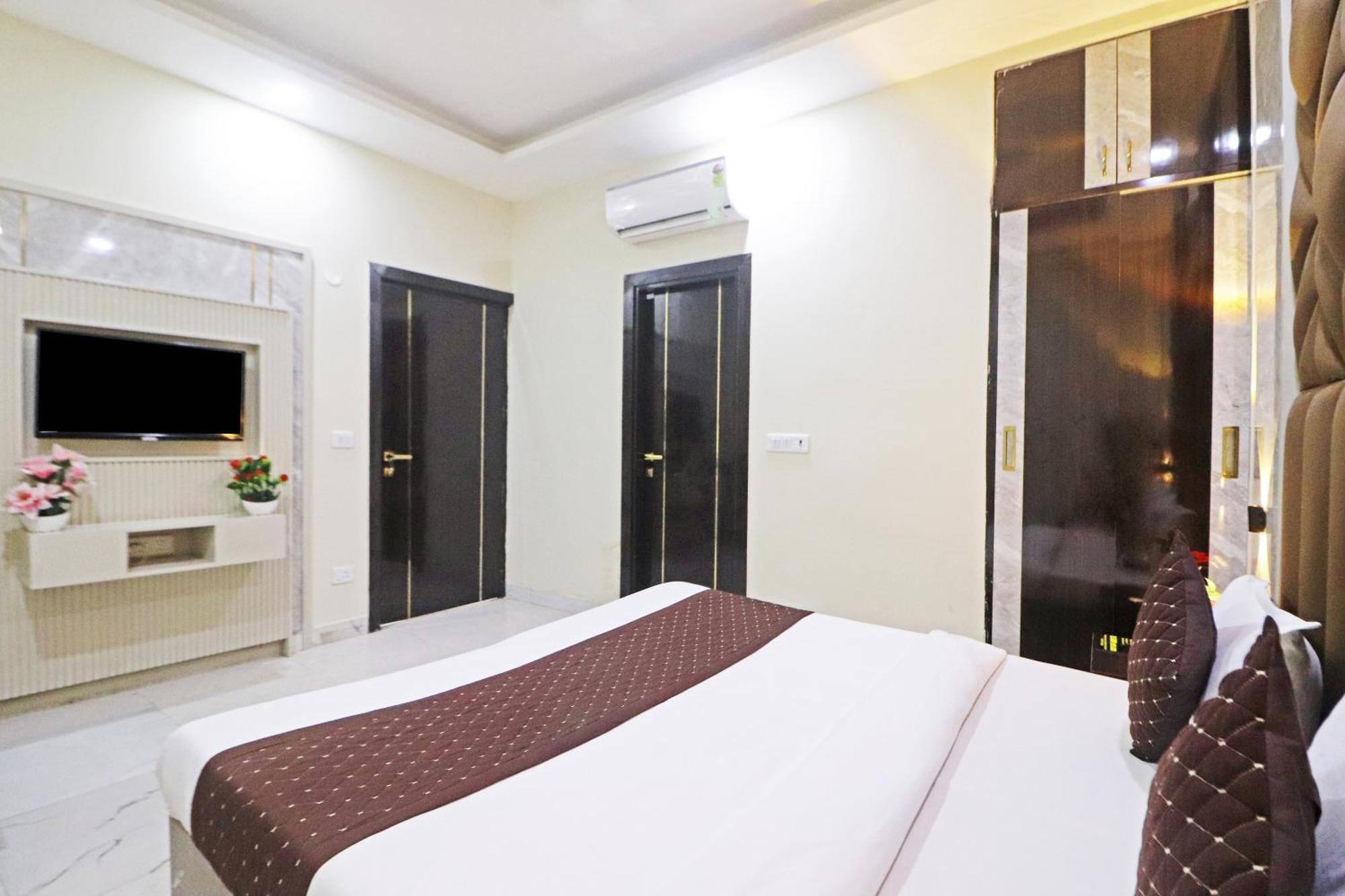 Hotel Grand Qubic Near Delhi Airport New Delhi Ngoại thất bức ảnh