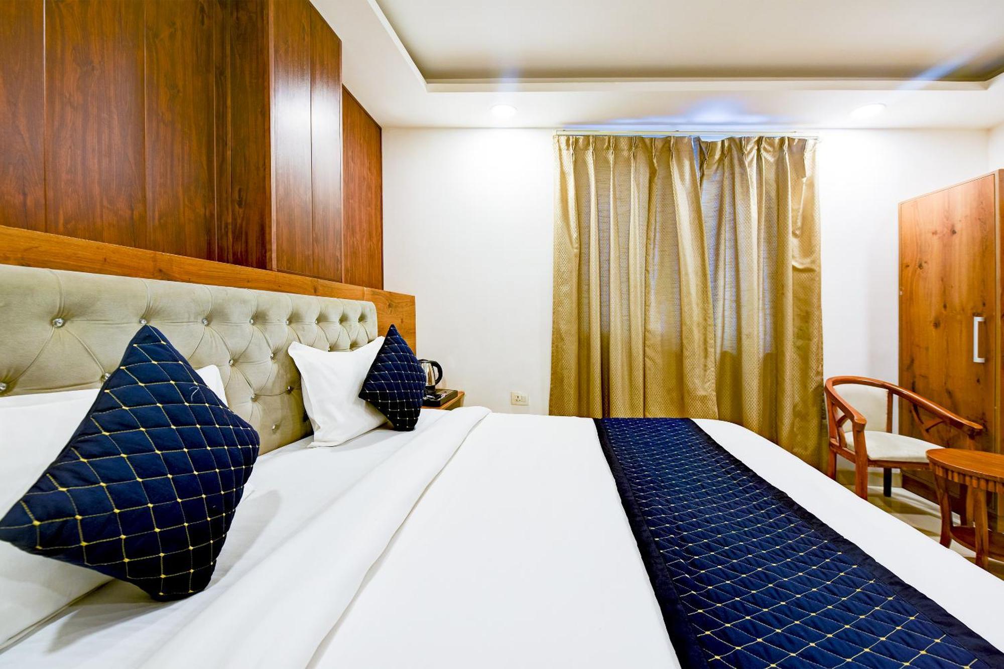 Hotel Grand Qubic Near Delhi Airport New Delhi Ngoại thất bức ảnh