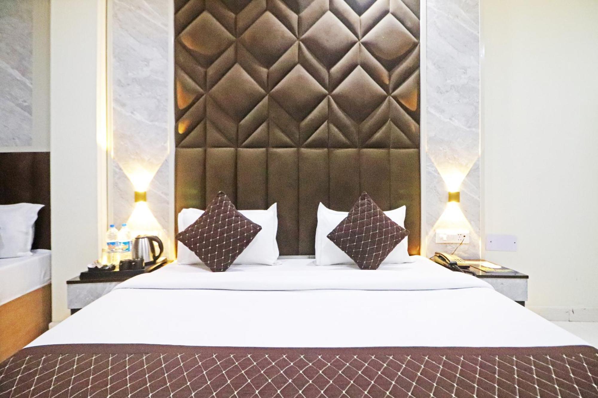 Hotel Grand Qubic Near Delhi Airport New Delhi Ngoại thất bức ảnh